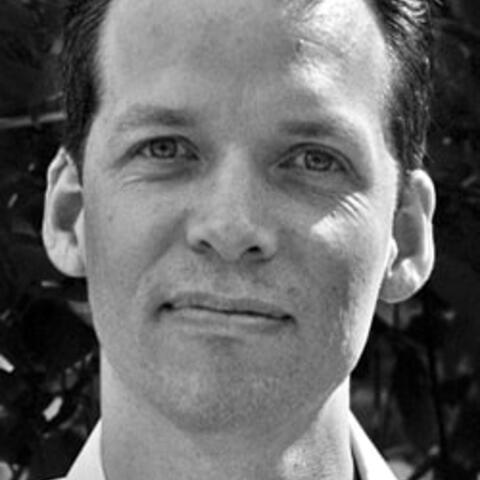 Dr. Daniel MacArthur